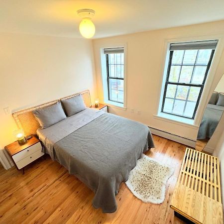 The Waltham Private Room & Bathroom John F Kennedy Jfk Lga Airport Manhattan Penn Station Bullet-Train 15 Min New York Exterior photo